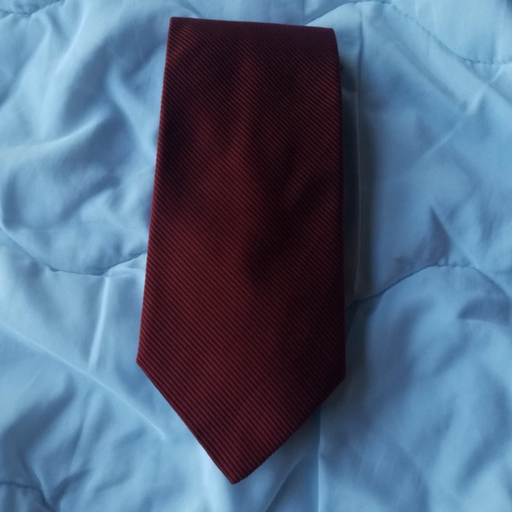 Brooks Brothers 346 collection tie